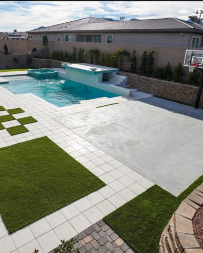 luxury-back-yard-with-turf